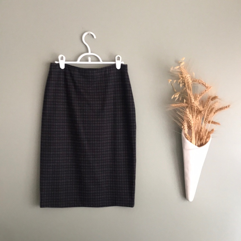 Plaid Black, Burgundy, And Gray Plaid Philosophy Pencil Skirt Size Small